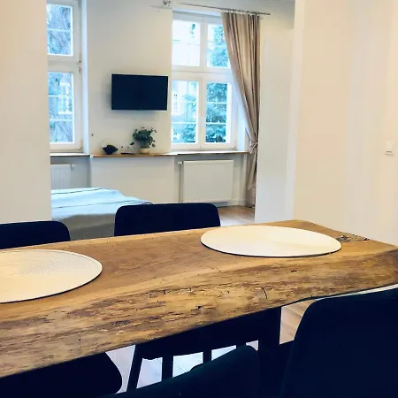 Szeroka Old Town Apartment